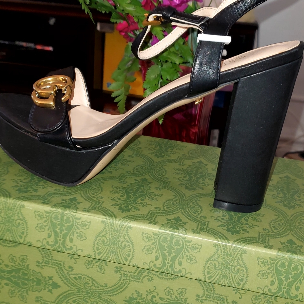 Gucci Black GG Marmont Ankle Wrap Platform Sandals - Picture 10 of 10